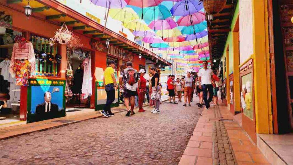 Tour Guatapé